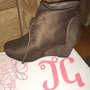 Wedged booties